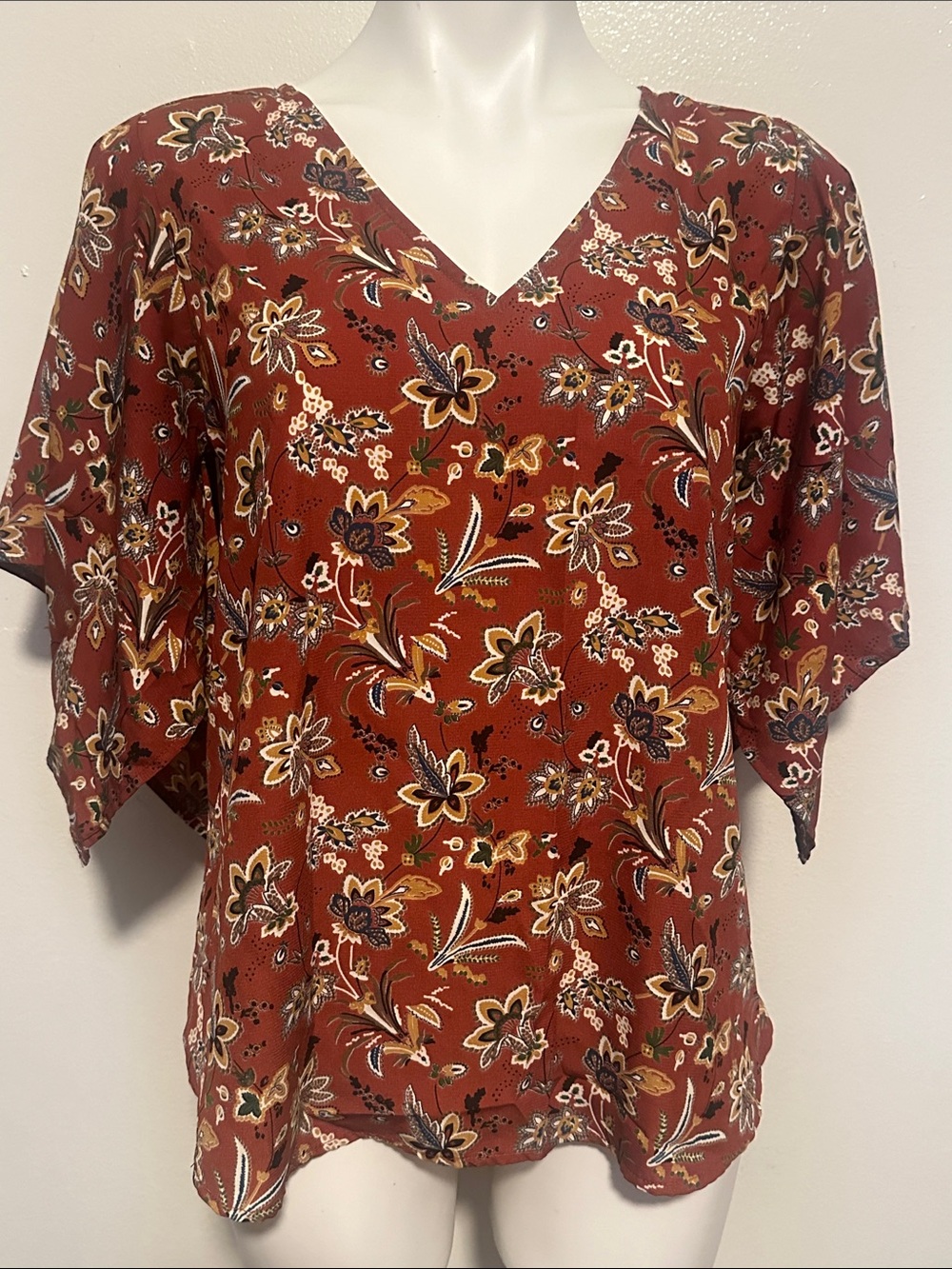 Floral V-Neck Blouse in Rust Floral